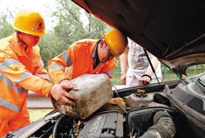 莲花额尔古纳道路救援